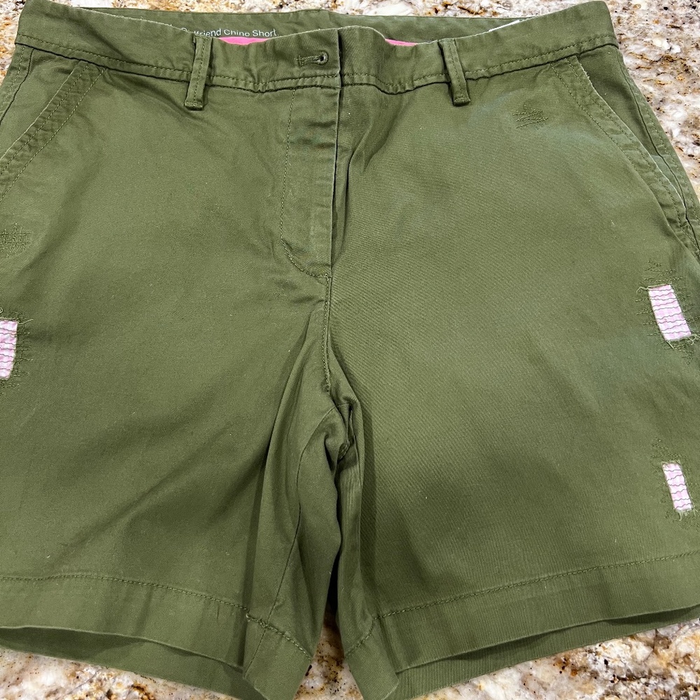 PRICE DROP! TALBOTS DARK SAGE GREEN GIRLFRIEND CHINO SHORTS  Misses size 12